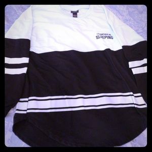 Rue 21 long sleeve pullover